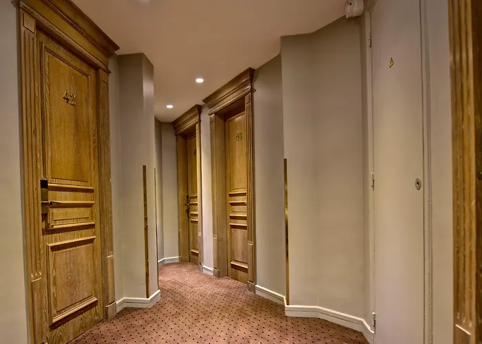 Hotel Du Midi Montparnasse Paris